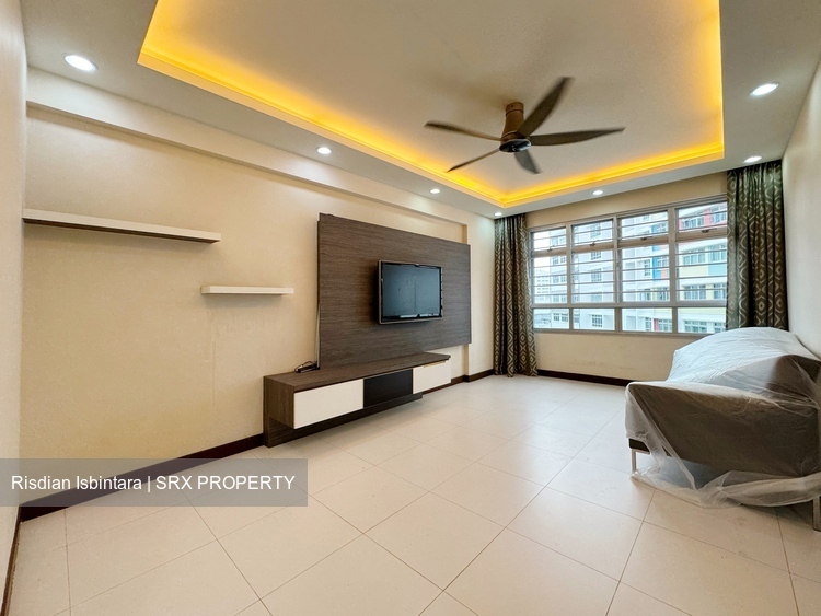 Dew Spring @ Yishun thumbnail photo